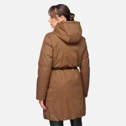 ELEANA WOMAN