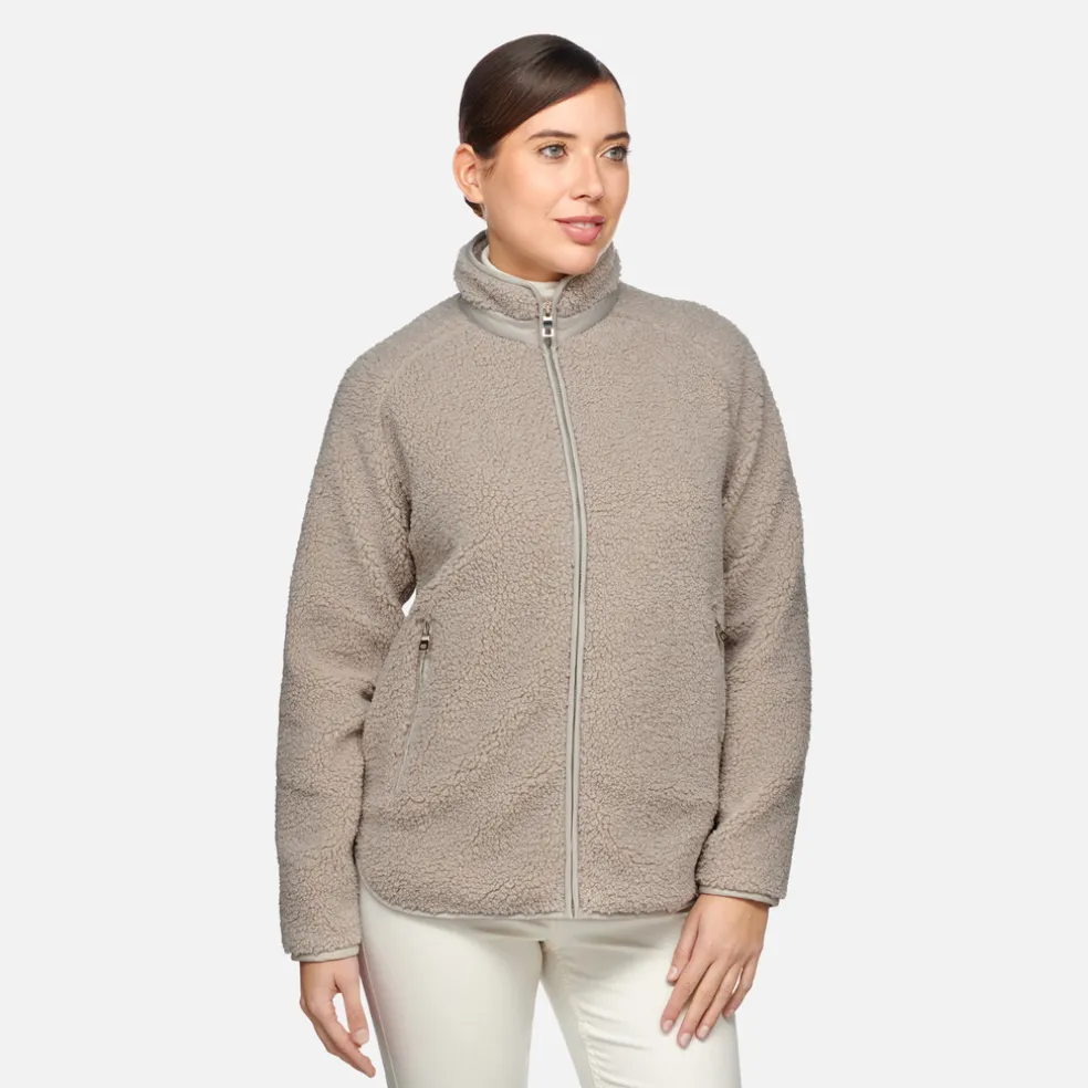 SWEATER WOMAN