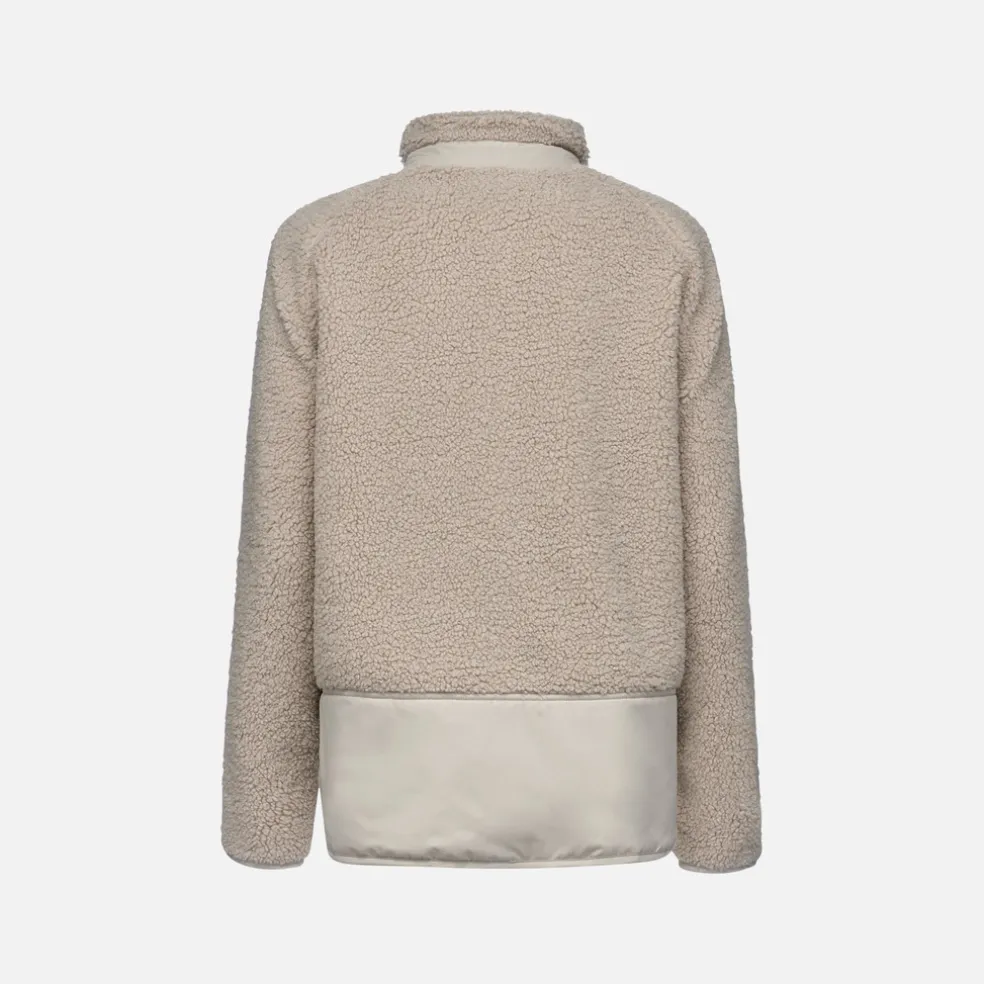 SWEATER WOMAN