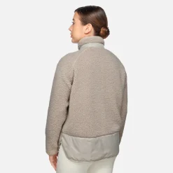 SWEATER WOMAN