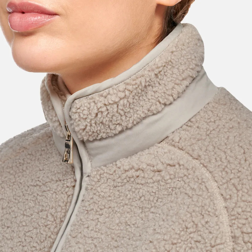 SWEATER WOMAN