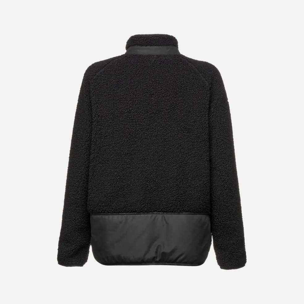 SWEATER WOMAN