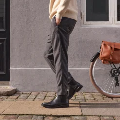 WALK PLEASURE MAN